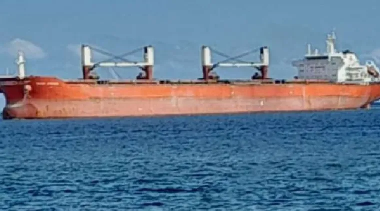 Denúncia – navios cargueiros descartam água de lastro no rio Tapajós, em Santarém (PA)