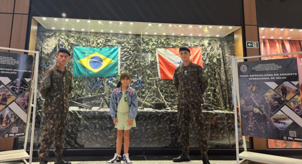 CONVÉS PRINCIPAL – Exército Brasileiro realiza exposição de viaturas e materiais bélicos em Belém (PA).