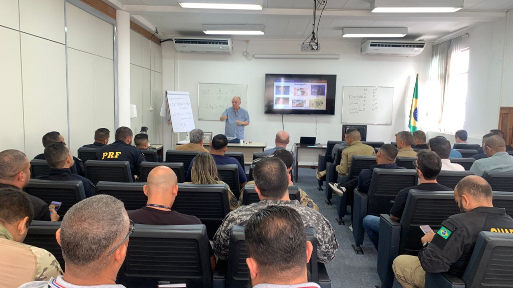 Guarda Portuária da PortosRio participa de treinamento em radioproteção.