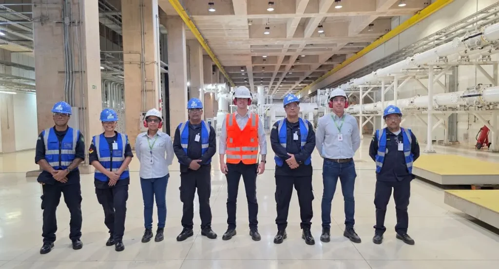 Comitiva da Marinha do Brasil visita Usina Hidrelétrica Jirau em Porto Velho.