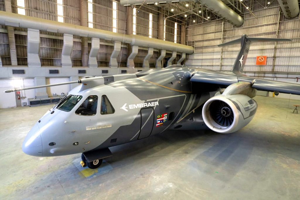 NAVEGAÇÃO EM FOCO – Aeronaves da Embraer são destaque no Dubai Airshow.